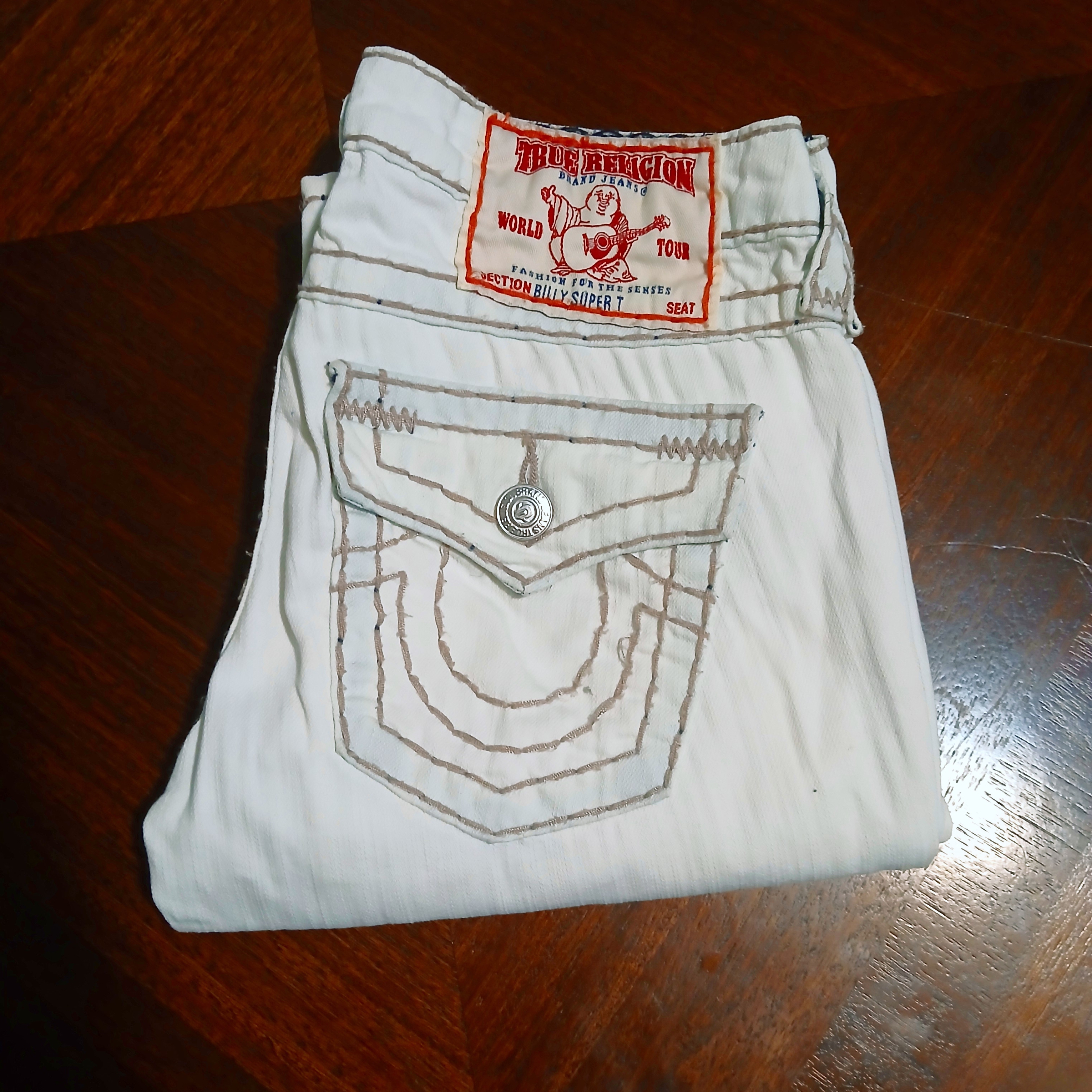 True Religion Ghoat Train White Denim With Red Label